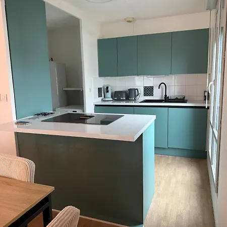 Apartamento Grand Lumineux - 6 Pers, Wifi, Parking, Check-in Facile, Proche Commodites & Metro 5min *